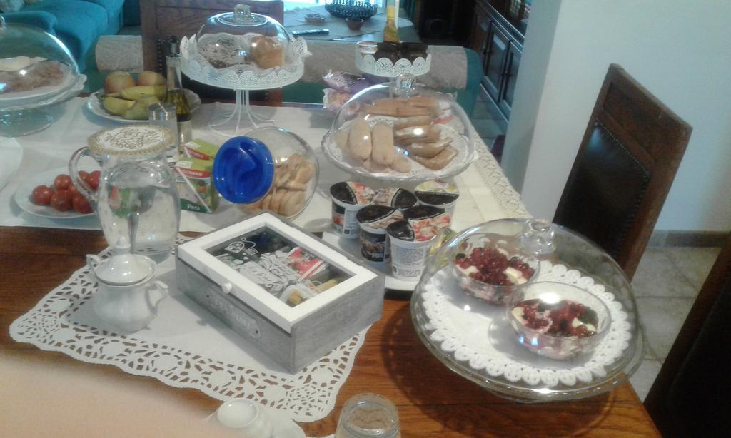 Seneghe Il Tarlo Bed & Breakfast エクステリア 写真